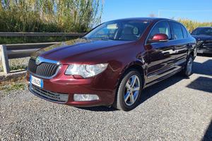 SKODA Superb 1.8 TSI DSG Elegance