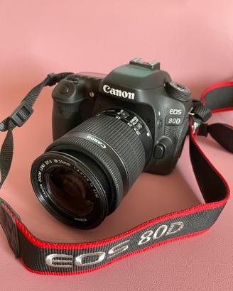 Fotocamera EOS 80D + obiettivo 18-55mm STM