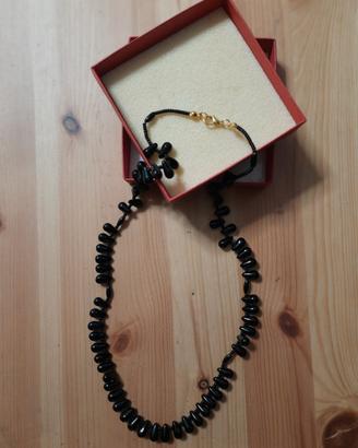 collana di pietre nere naturali, con perle a gocce