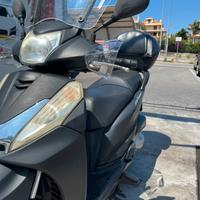 Honda SH 300