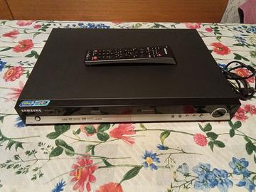 Lettore DVD con Hdd 250 GB.