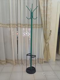 attaccapani e portaombrelli in ferro