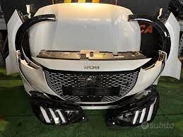 Musata completa di accessori Peugeot 208 2020
