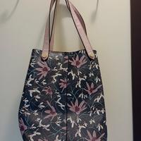 Borsa Axel