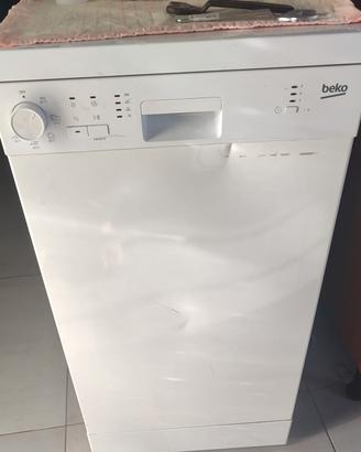 Lavastoviglie BEKO