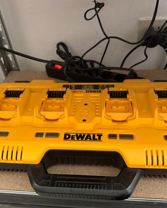 DeWalt DCB104 - 4 Caricabatterie Rapido Quadruplo