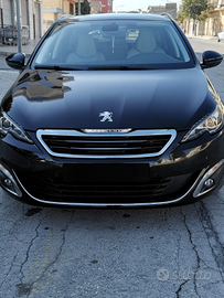 Peugeot 308 1.5 120cv