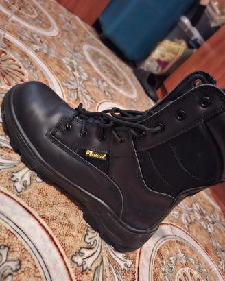 scarpe antinfortunistiche nuove 