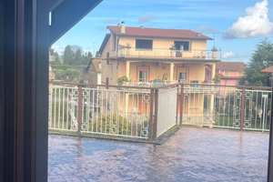 Appartamento centrale stile attico con terrazzi