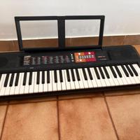 pianola Yamaha 
