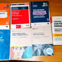 Codici  e libri di giurisprudenza per esame avvoca