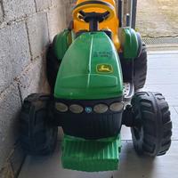 trattore Peg Perego John Deer