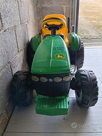 trattore Peg Perego John Deer
