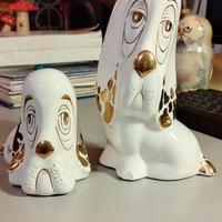 Ahura scultura ceramica smaltata oro cane