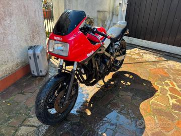 Yamaha fz 750 asi