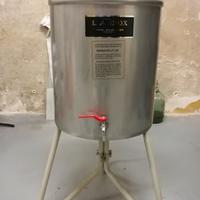 Recipiente in acciaio inox per olio