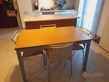 Cucina componibile completa di elettrodomestici