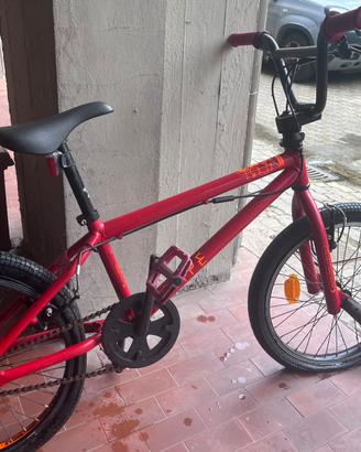 BMX rossa