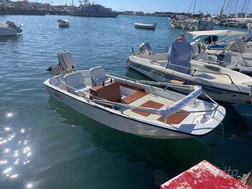 Boston Whaler 13 Sport