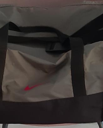 Borsone sportivo o da viaggio Nike