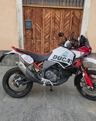 Ducati desert x rally 