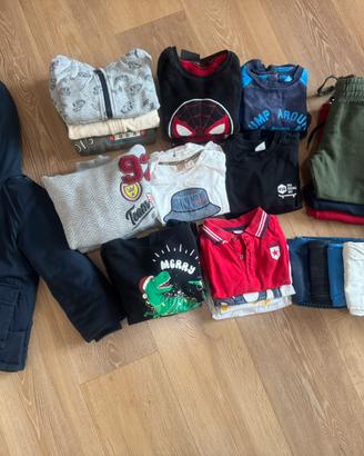 Abbigliamento bimbo+ 6 paia scarpe