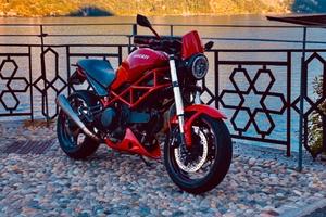 Ducati Monster 695