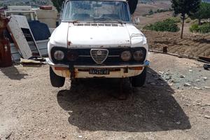 Alfa Romeo Giulia 1300 Super