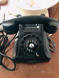 Telefono in Bachelite