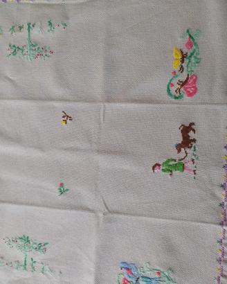 tovaglia ricamo punto croce con 6 tovaglioli 