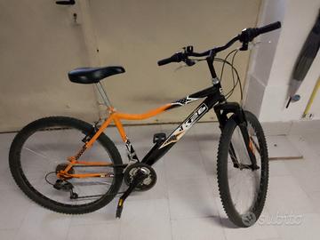 Bicicletta mountain bike ragazzo 26"