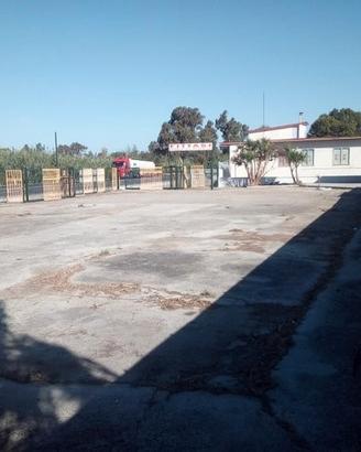 Mondragone - area piazzale