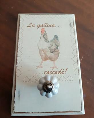Appendino decoro gallina legno e pomello porcellan