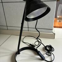 Lampada da tavolo