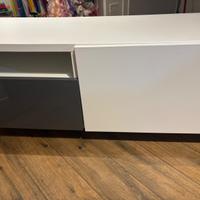 Mobile sotto tv Ikea bianco e grigio