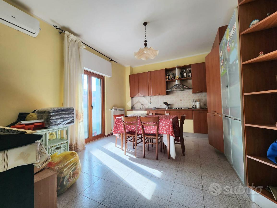 3 LOCALI A CATANZARO - Altro