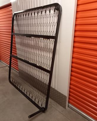 rete matrimoniale con piedini 