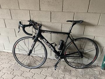 Bici da Corsa Kuota KOM Evo Full Carbon