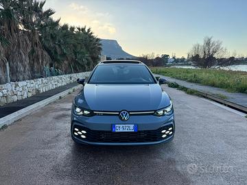 GOLF 8 GTD DSG BLACK STYLE 200CV FULL OPTIONAL