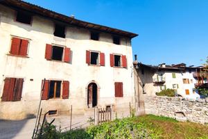 Cavedine - Casa da Ristrutturare con Giardino