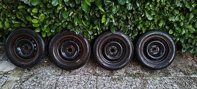 4 Gomme invernali e 4 cerchi 14 pollici