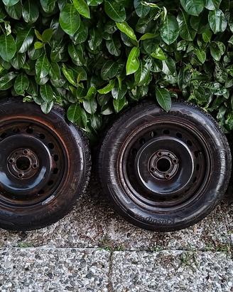 4 Gomme invernali. e 4 cerchi 14 pollici