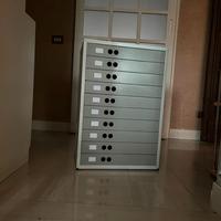 Cassettiera in metallo