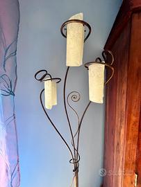 Lampada da terra artigianale in ferro battuto