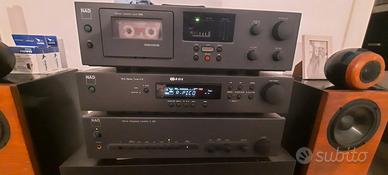 Amplificatore radio e piastra Nad