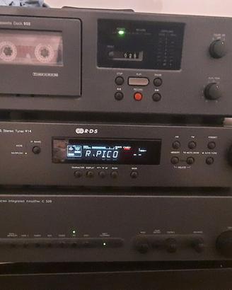 Amplificatore radio e piastra Nad