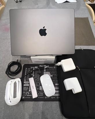MacBook Pro 14” M4 — 1TB / 16GB