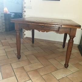 Tavolo romagnolo restaurato