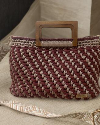 Borsa in cordino realizzata a mano