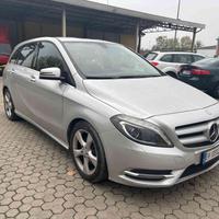 MERCEDES-BENZ B 200 CDI CAMBIO MANUALE